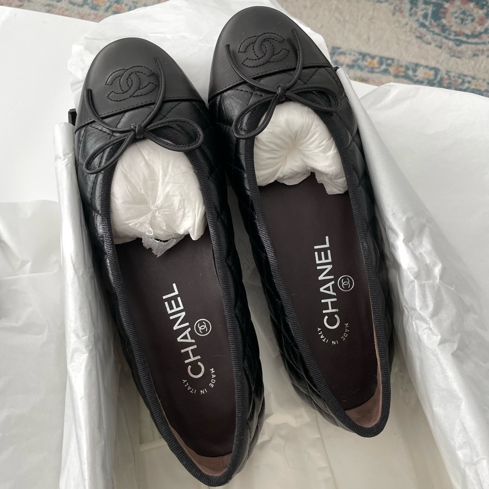 Chanel Black Quilted Leather Ballet Flats (Size 6.5-7US)